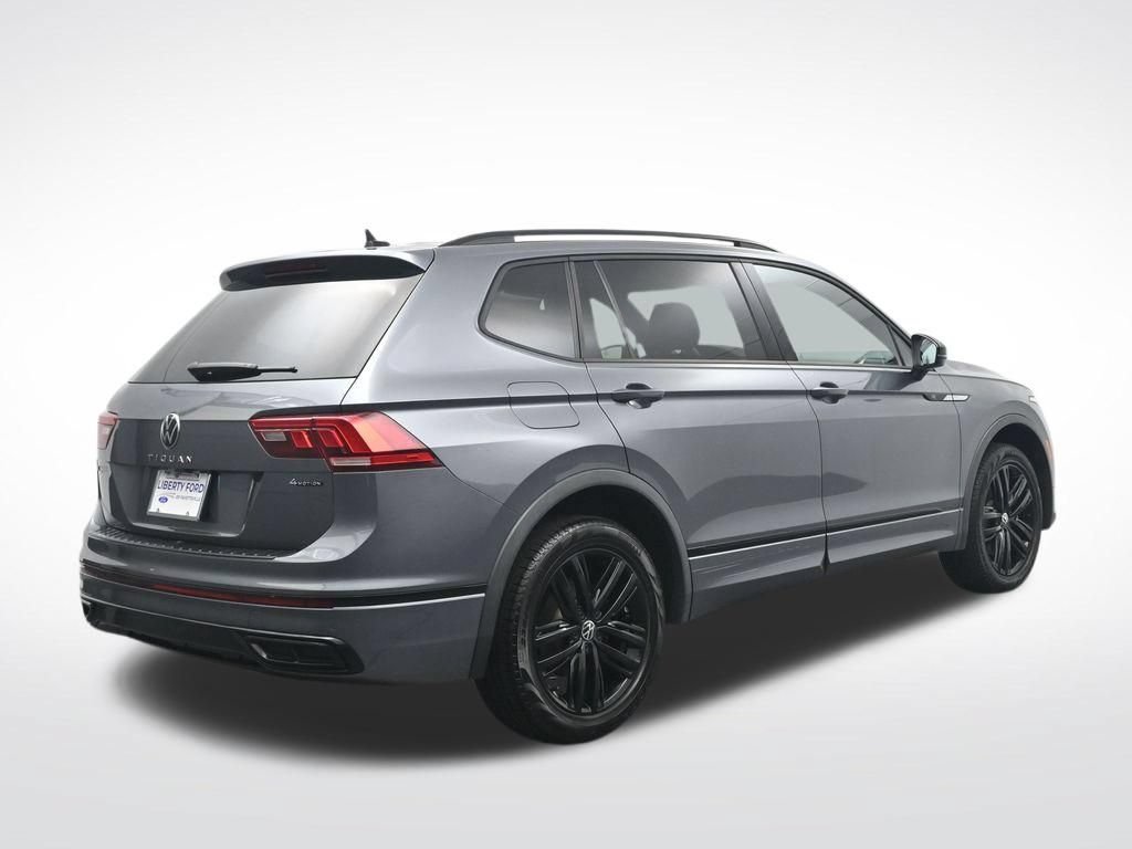 Used 2022 Volkswagen Tiguan SE R-Line AWD/4WD image 6