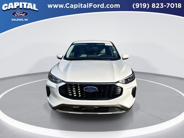 Certified 2023 Ford Escape Active w/ Tech Pack #2 image 3