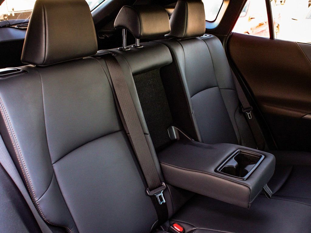 Used 2023 Toyota Venza XLE image 37