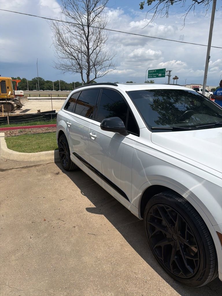 Used 2017 Audi Q7 2.0T Premium Plus AWD/4WD image 18
