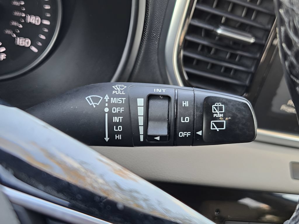 Used 2021 Kia Sportage EX FWD image 28