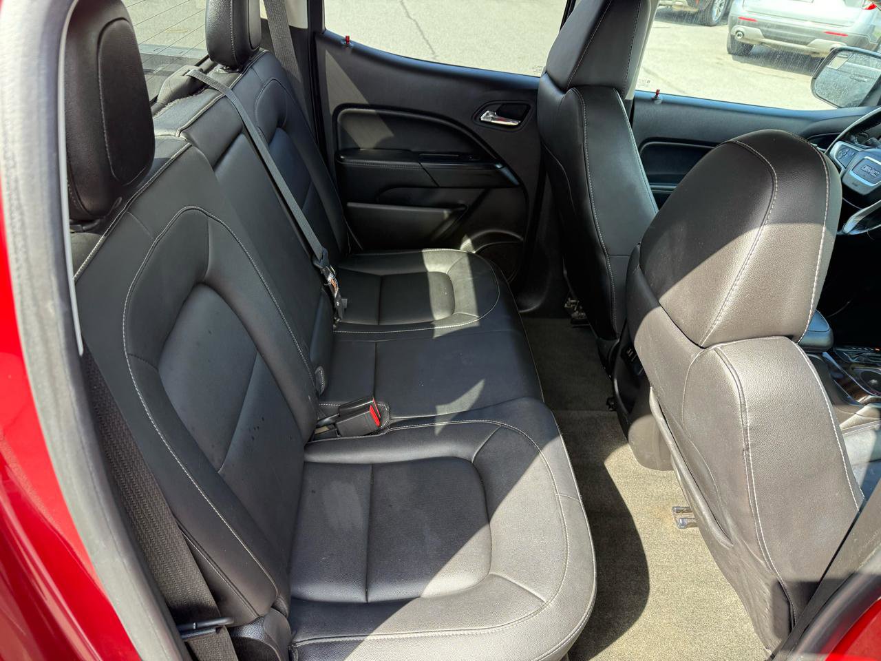 Used 2015 GMC Canyon SLT w/ Driver Alert Package image 16