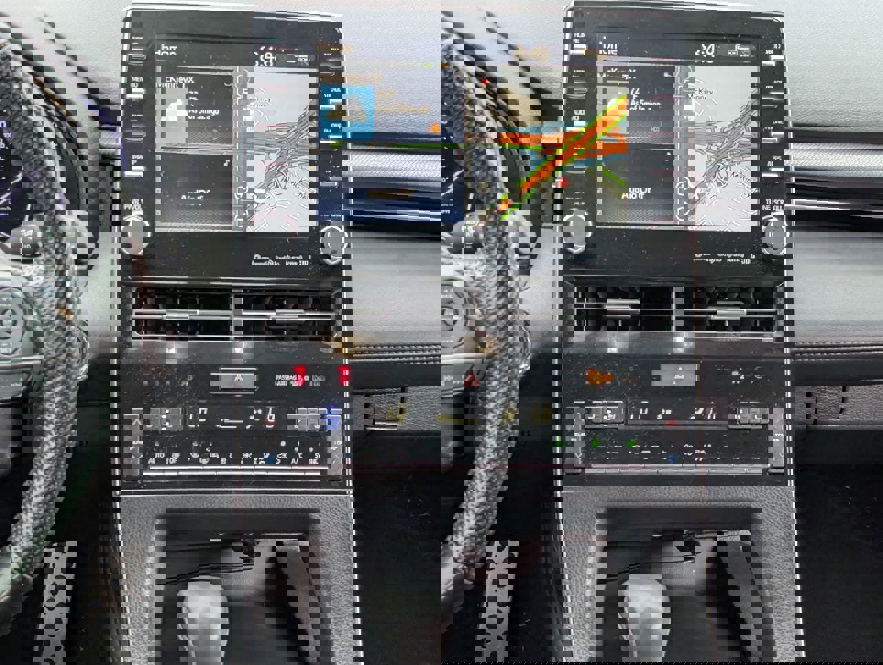 Used 2019 Toyota Avalon Touring w/ Advanced Safety Package image 12