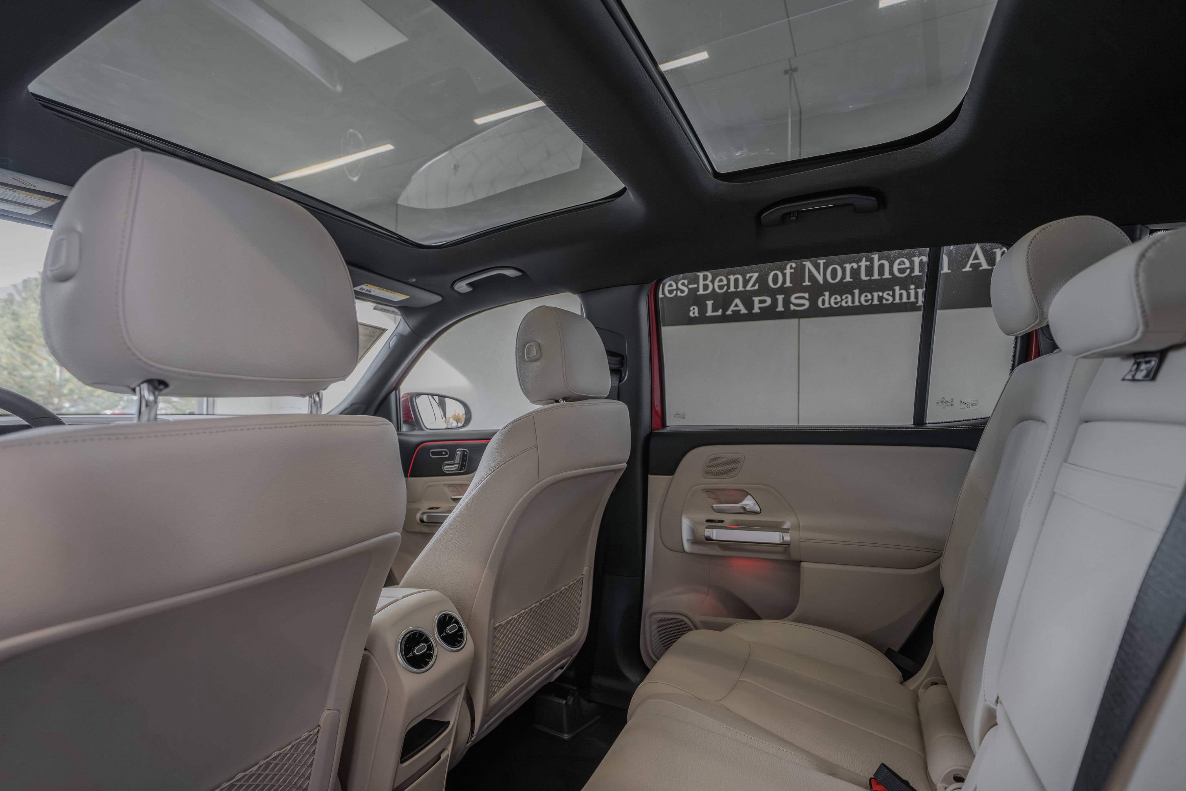 Certified 2026 Mercedes-Benz GLB 250 4MATIC image 26