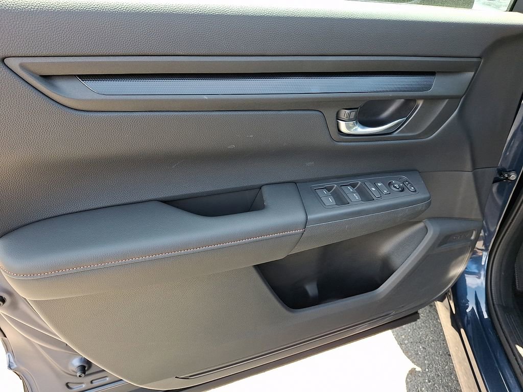 Used 2026 Honda CR-V Sport image 12
