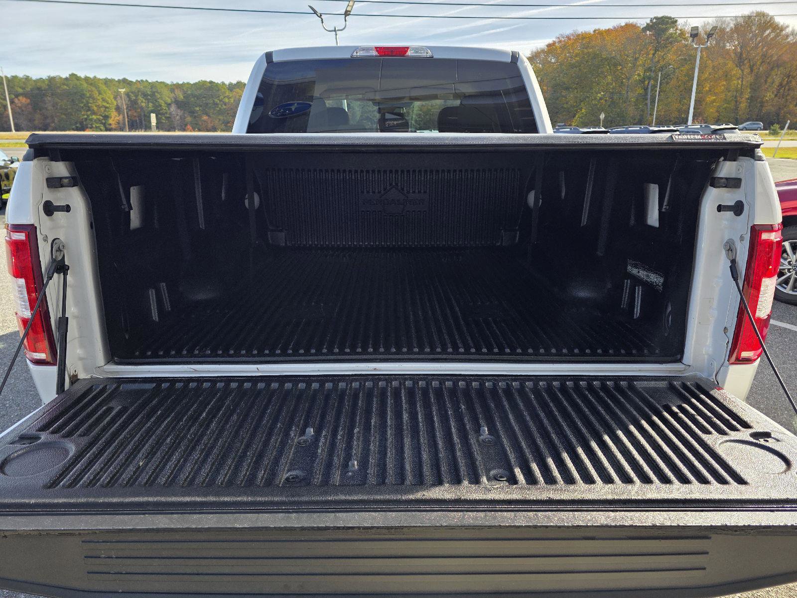Used 2018 Ford F150 XLT image 7