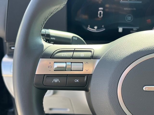Certified 2025 Hyundai Kona SEL image 22
