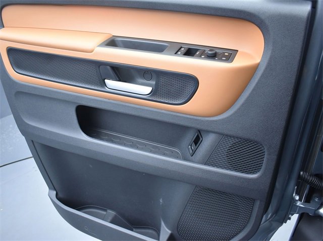 New 2025 Volkswagen ID. Buzz Pro S image 17