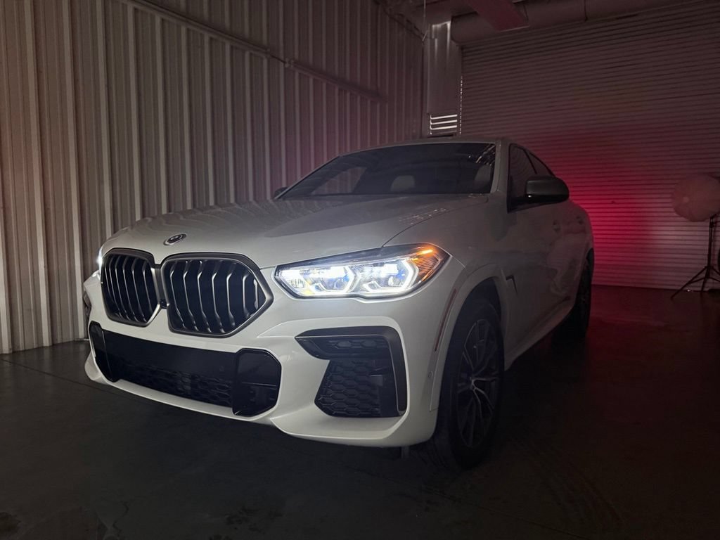 Used 2022 BMW X6 M50i w/ Executive Package AWD/4WD image 8