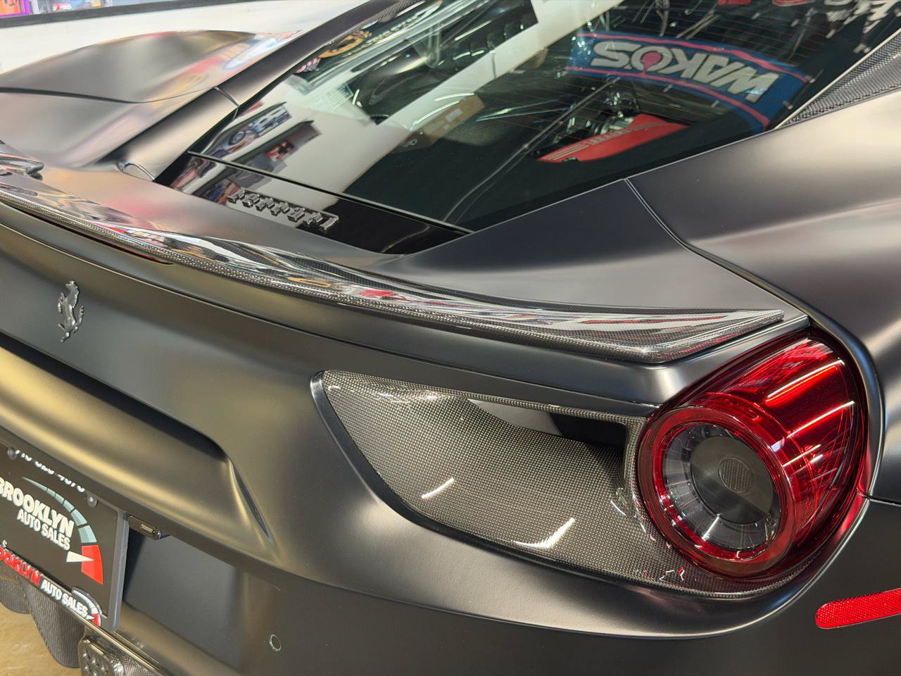 Used 2018 Ferrari 488 GTB RWD image 19
