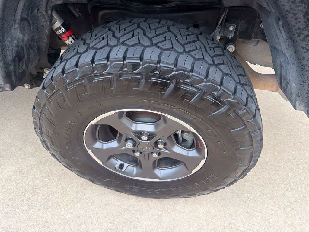 Used 2020 Jeep Gladiator Rubicon AWD/4WD image 27