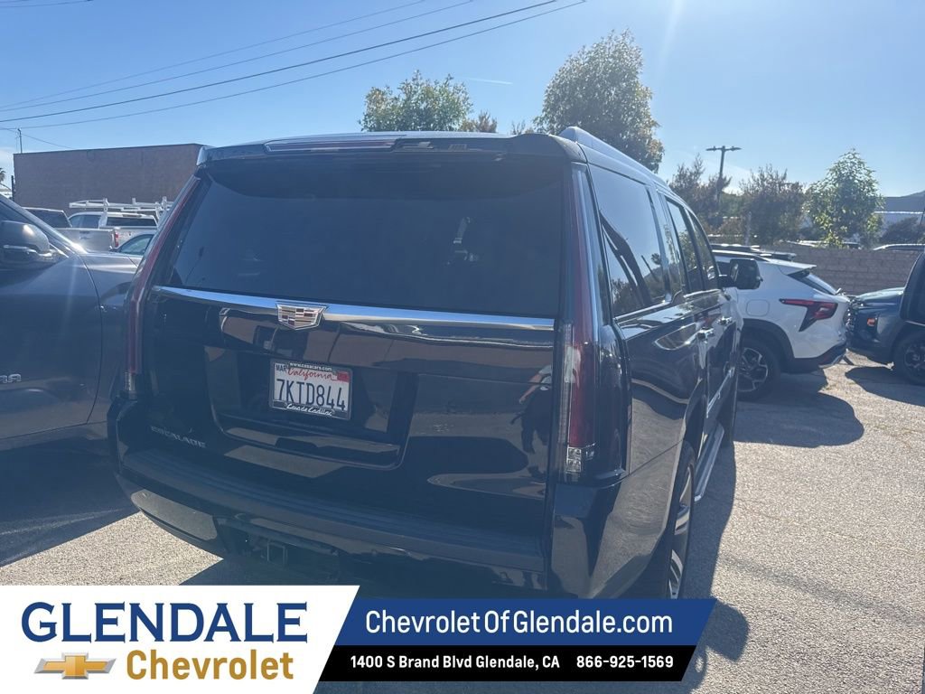 Used 2015 Cadillac Escalade Luxury image 5