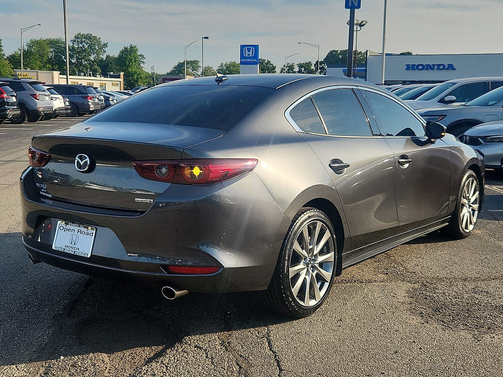Used 2023 MAZDA MAZDA3 s AWD/4WD image 6