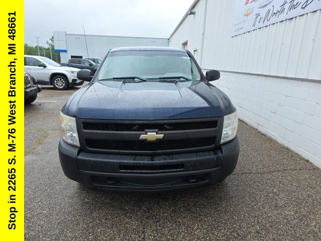 Used 2010 Chevrolet Silverado 1500 W/T AWD/4WD image 4