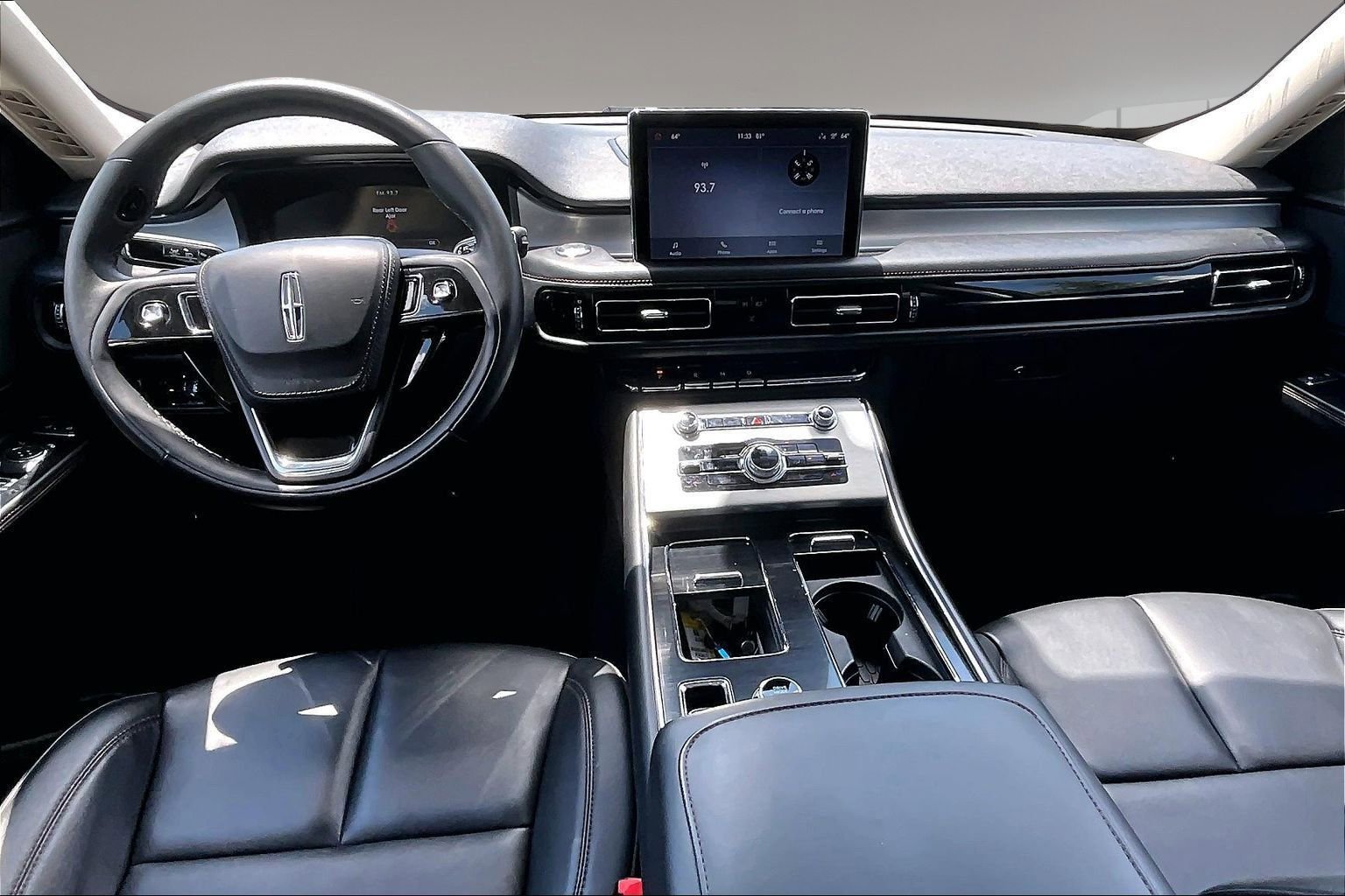 Used 2023 Lincoln Aviator 2WD image 7