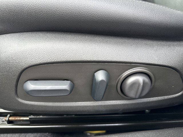 Certified 2022 Chevrolet Malibu LT w/ Leather Package image 14