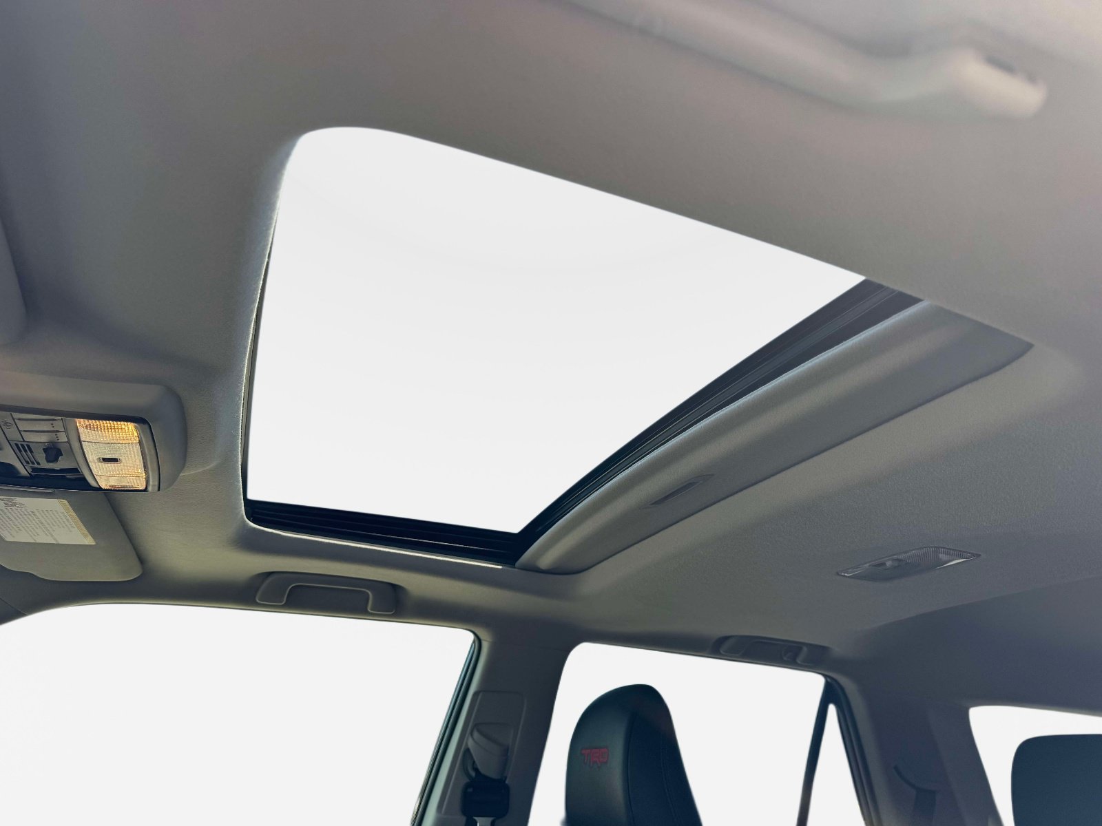 Certified 2024 Toyota 4Runner TRD Off-Road Premium w/ Moonroof Package AWD/4WD image 26
