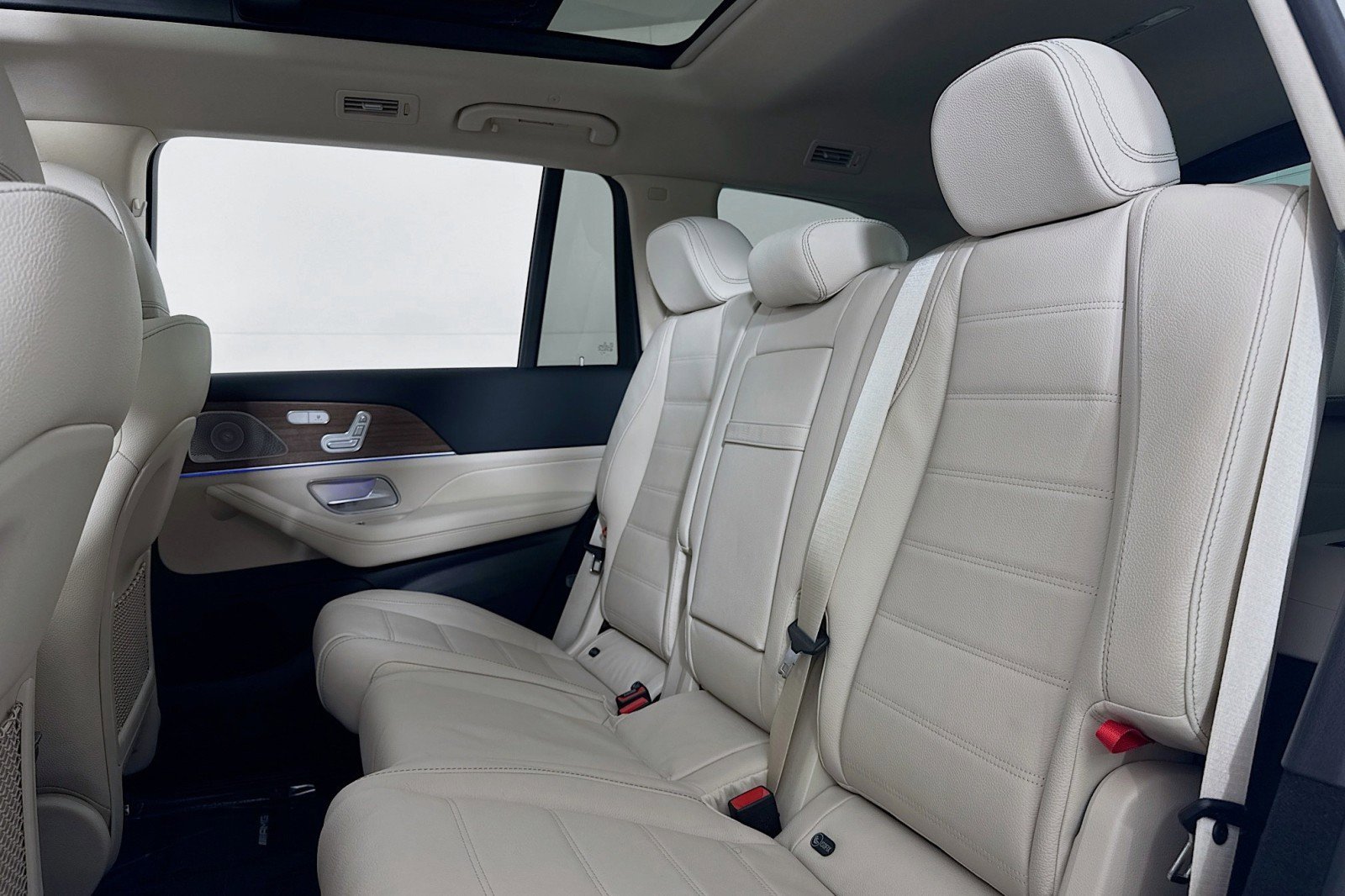 New 2026 Mercedes-Benz GLS 450 4MATIC image 7