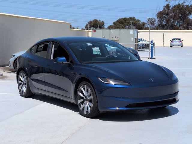 Used 2024 Tesla Model 3 Long Range image 3