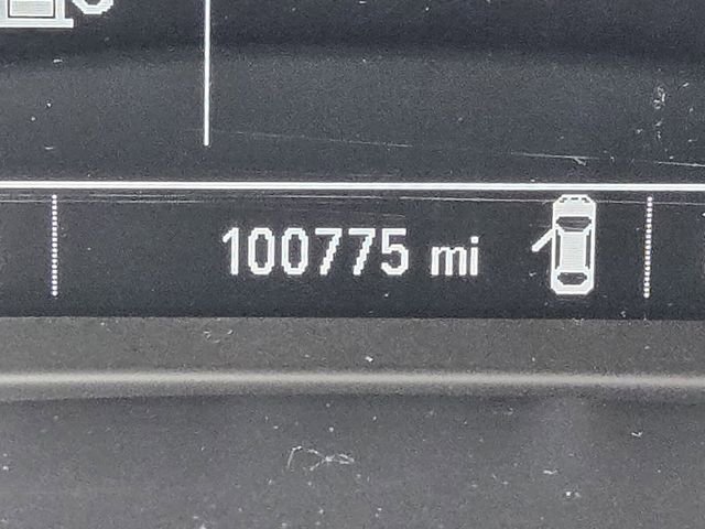 Used 2021 Chevrolet Malibu LT FWD image 24