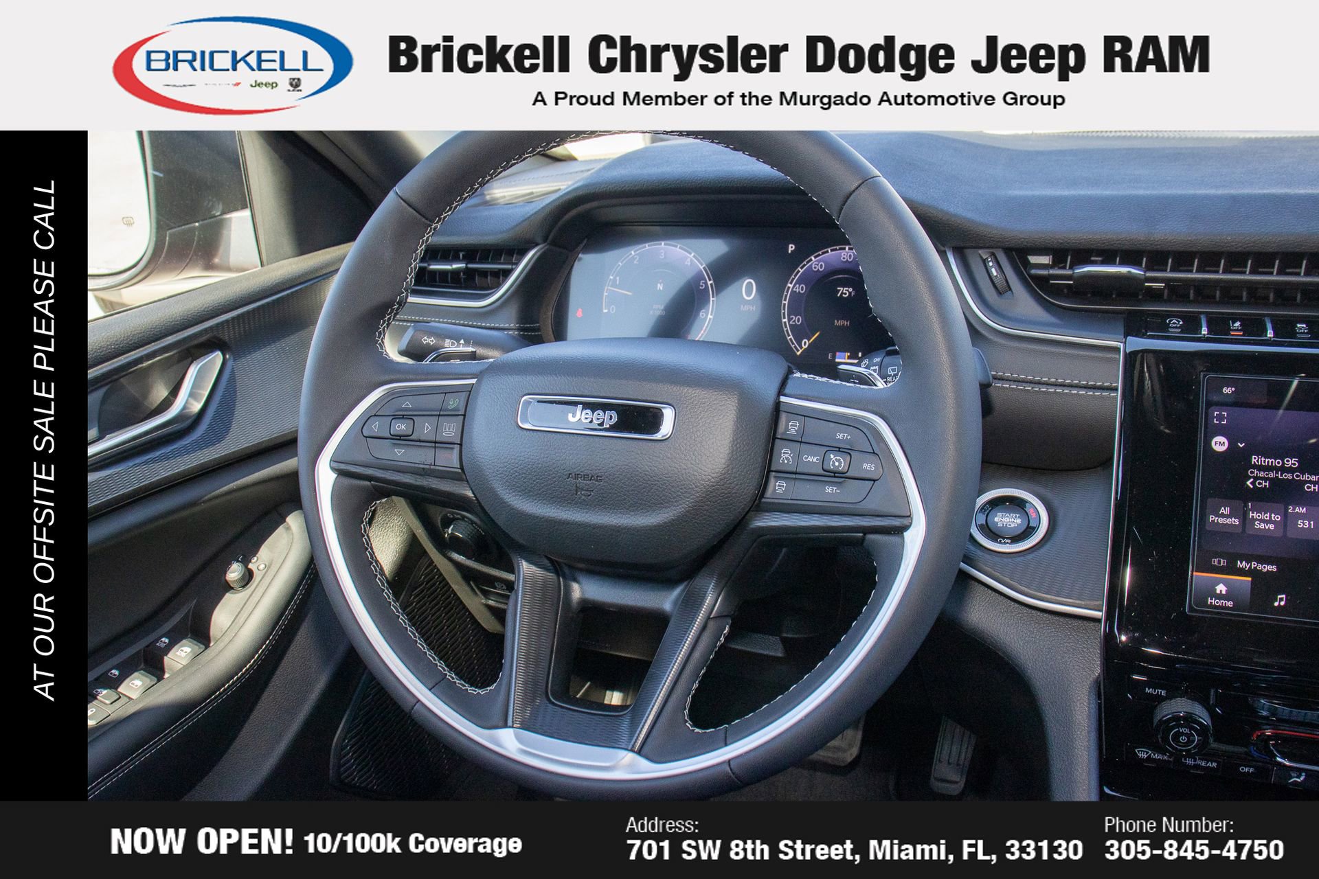 Used 2025 Jeep Grand Cherokee L Laredo RWD image 21