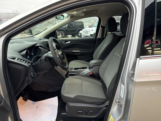 Used 2015 Ford Escape SE w/ Equipment Group 201A image 23