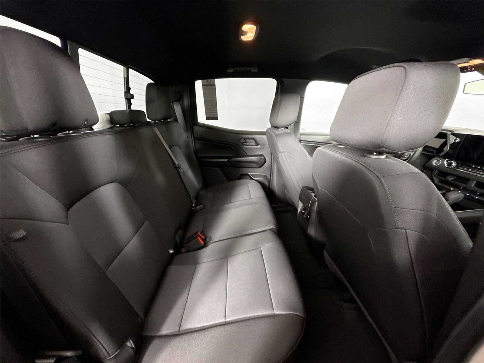 Used 2026 Chevrolet Colorado Trail Boss AWD/4WD image 40