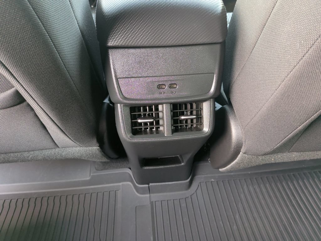 Used 2026 Chevrolet Equinox LT w/ LPO, Floor Liner Package FWD image 20