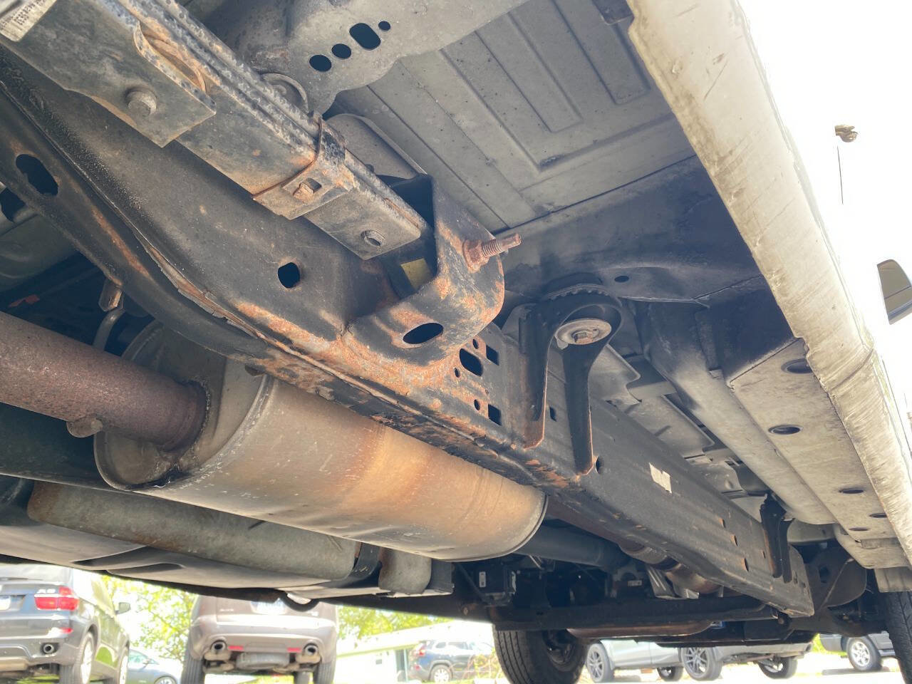 Used 2019 Chevrolet Express 2500 Extended w/ Driver Convenience Package RWD image 26