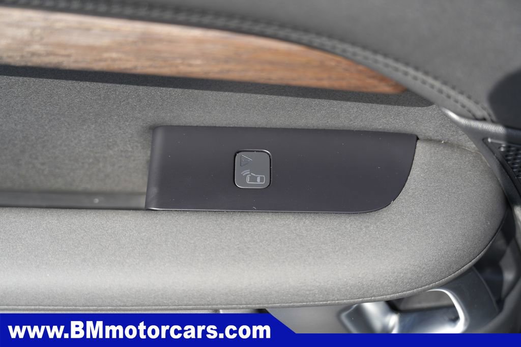 Used 2019 Land Rover Discovery HSE AWD/4WD image 30