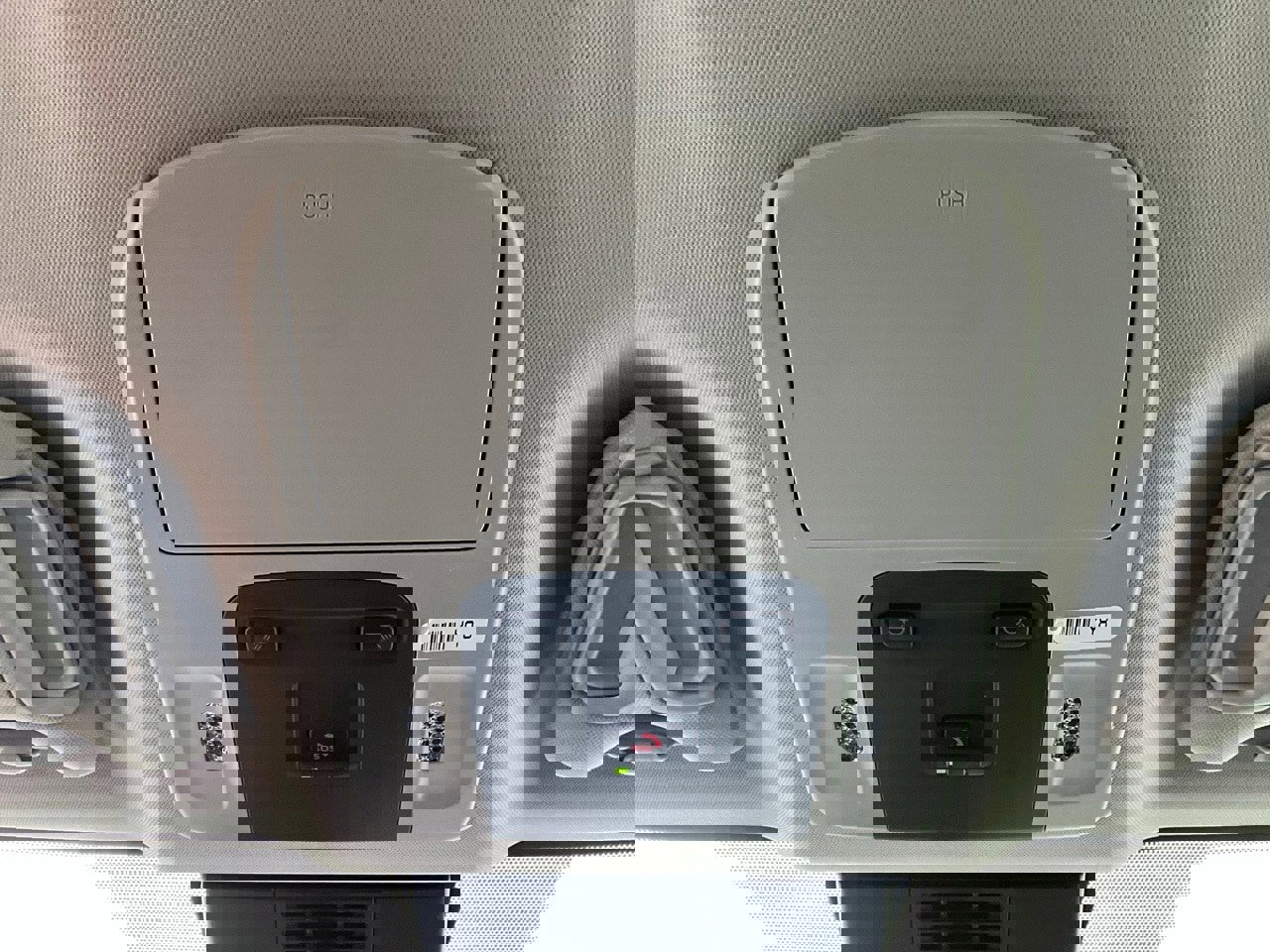 Used 2025 Toyota Camry LE image 16