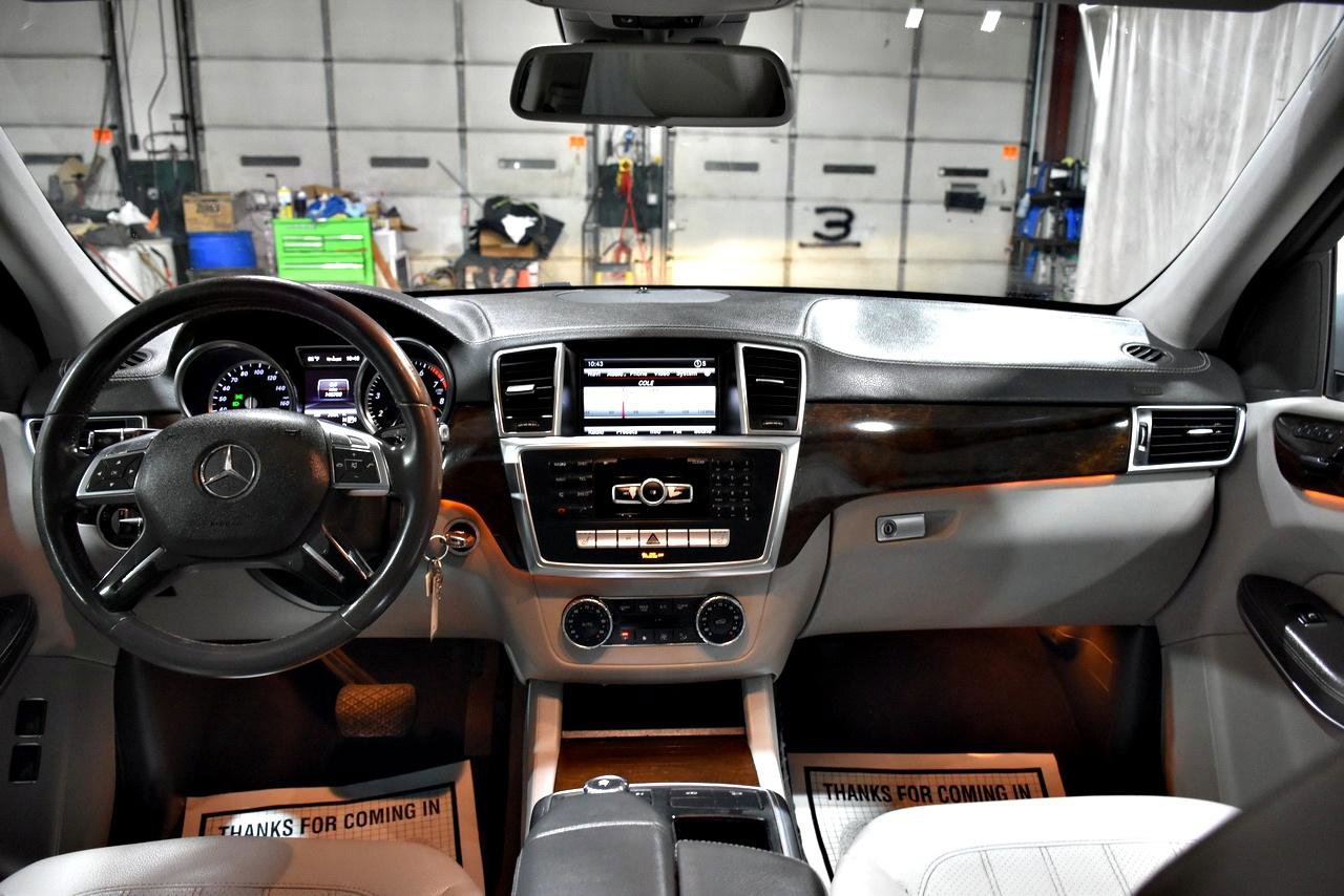 Used 2013 Mercedes-Benz GL 450 4MATIC w/ Premium 1 Pkg image 10