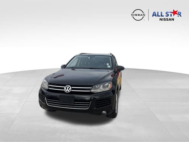 Used 2011 Volkswagen Touareg VR6 image 1