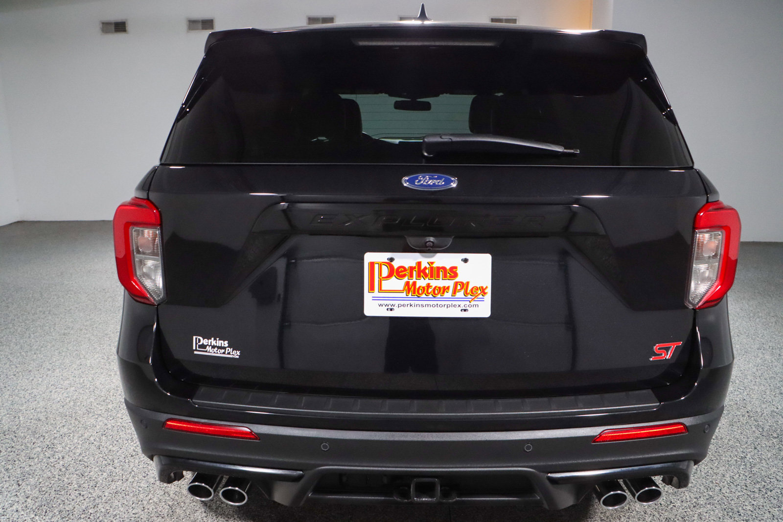 Used 2022 Ford Explorer ST w/ ST Street Pack AWD/4WD image 8