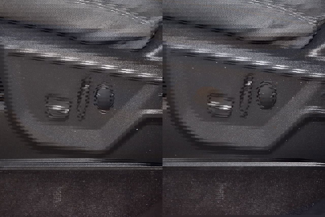 Used 2022 Ford F150 XLT w/ Equipment Group 302A High image 35