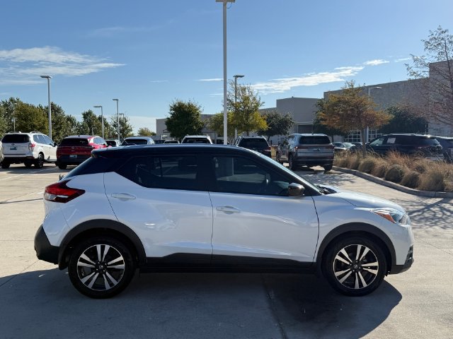 Used 2018 Nissan Kicks SV FWD image 5