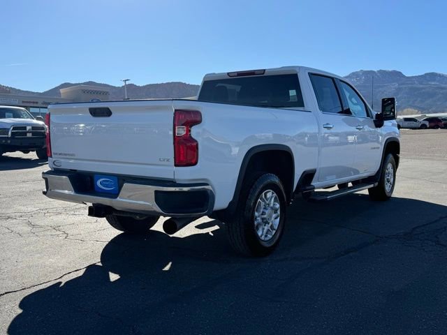 Used 2023 Chevrolet Silverado 3500 LTZ w/ Z71 Off-Road Package image 8