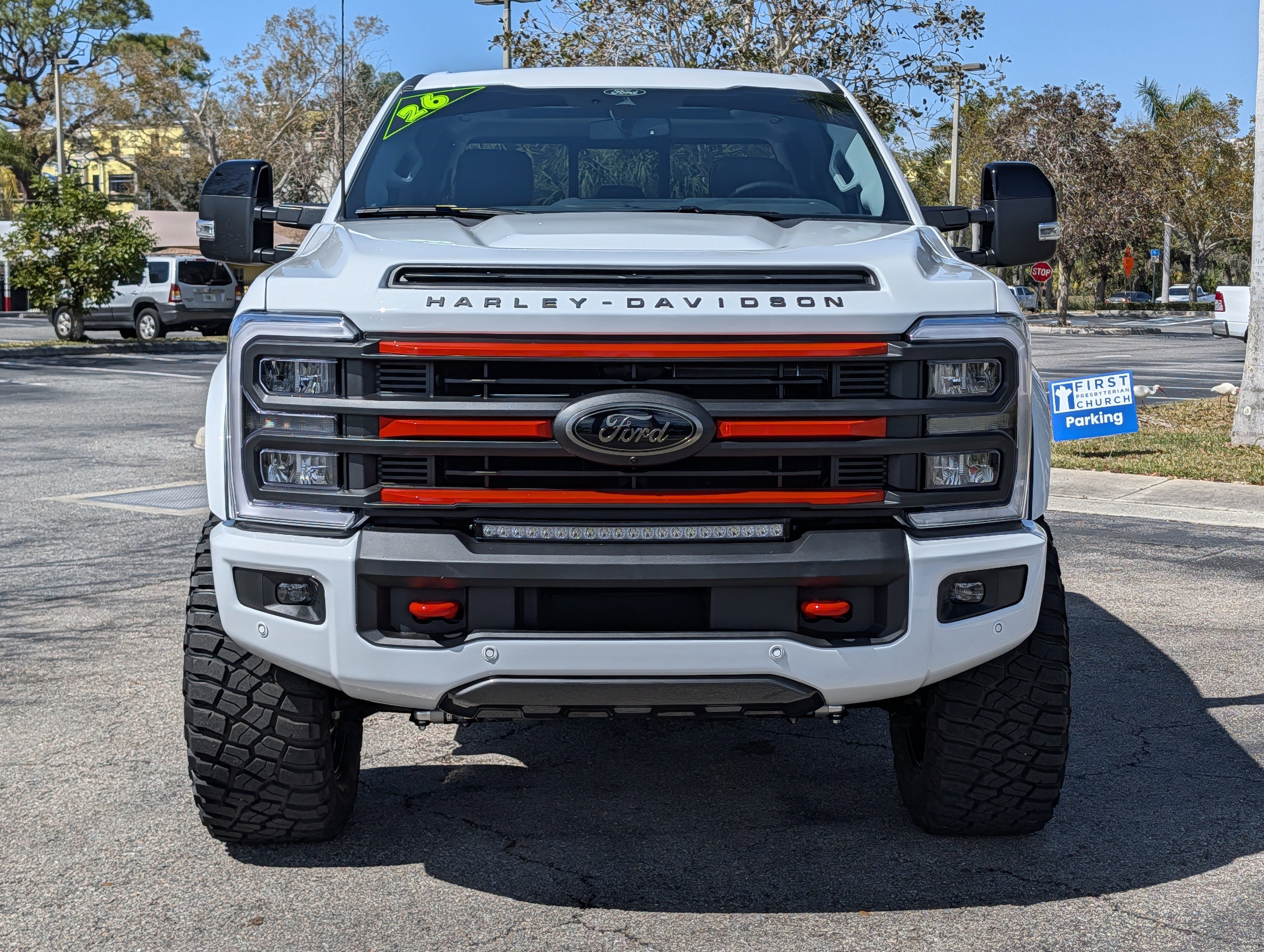 Used 2026 Ford F250 Lariat w/ Black Appearance Package image 8