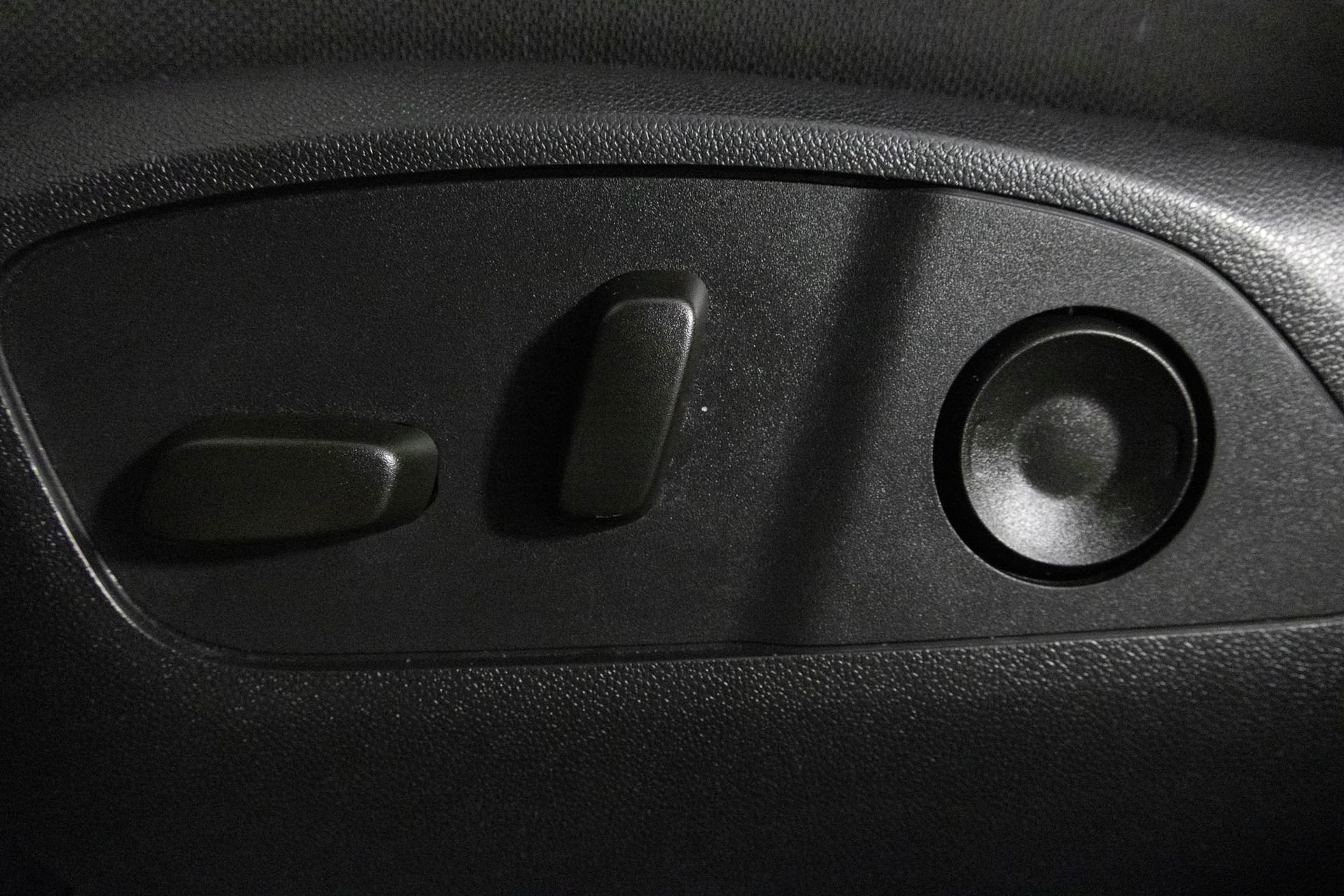 Certified 2025 GMC Acadia Elevation image 19