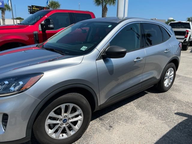 Used 2022 Ford Escape SE AWD/4WD image 2