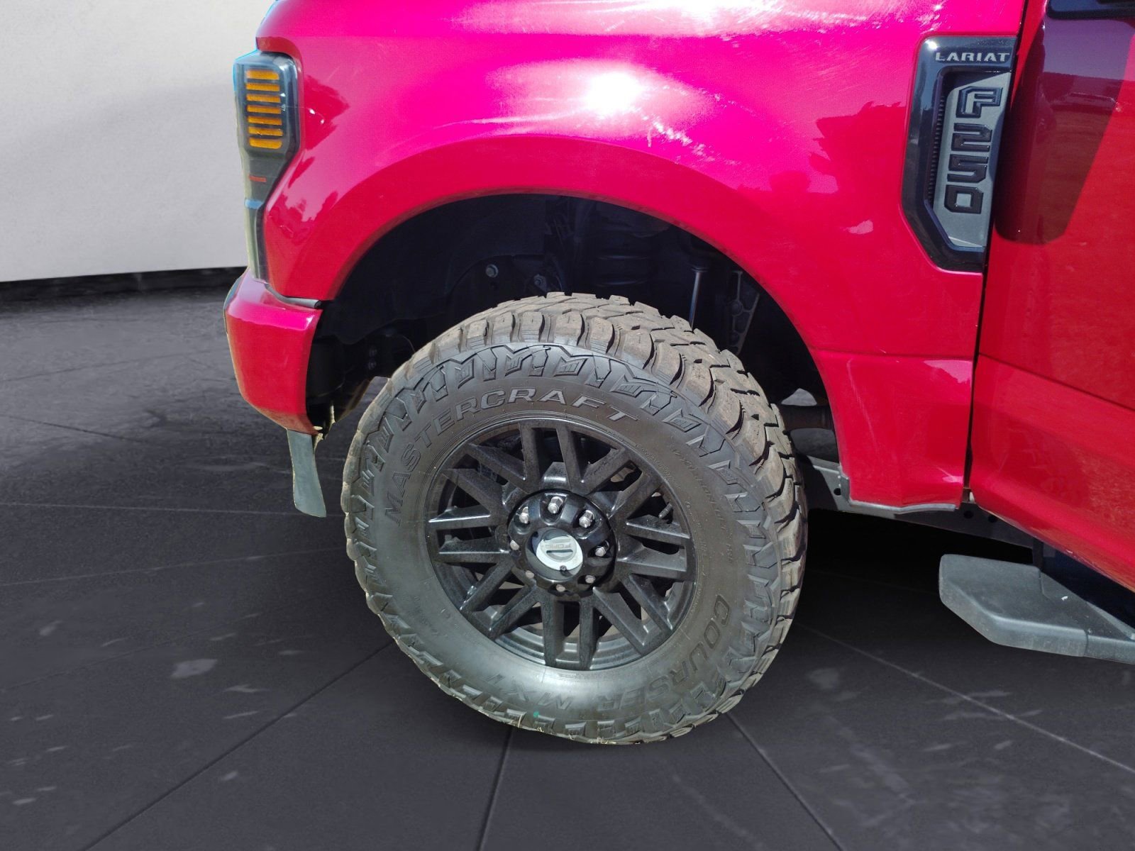 Used 2020 Ford F250 Lariat image 14