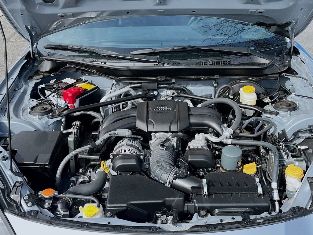 Used 2025 Toyota GR86 Premium w/ ALL Weather Mat Package (TMS) image 28