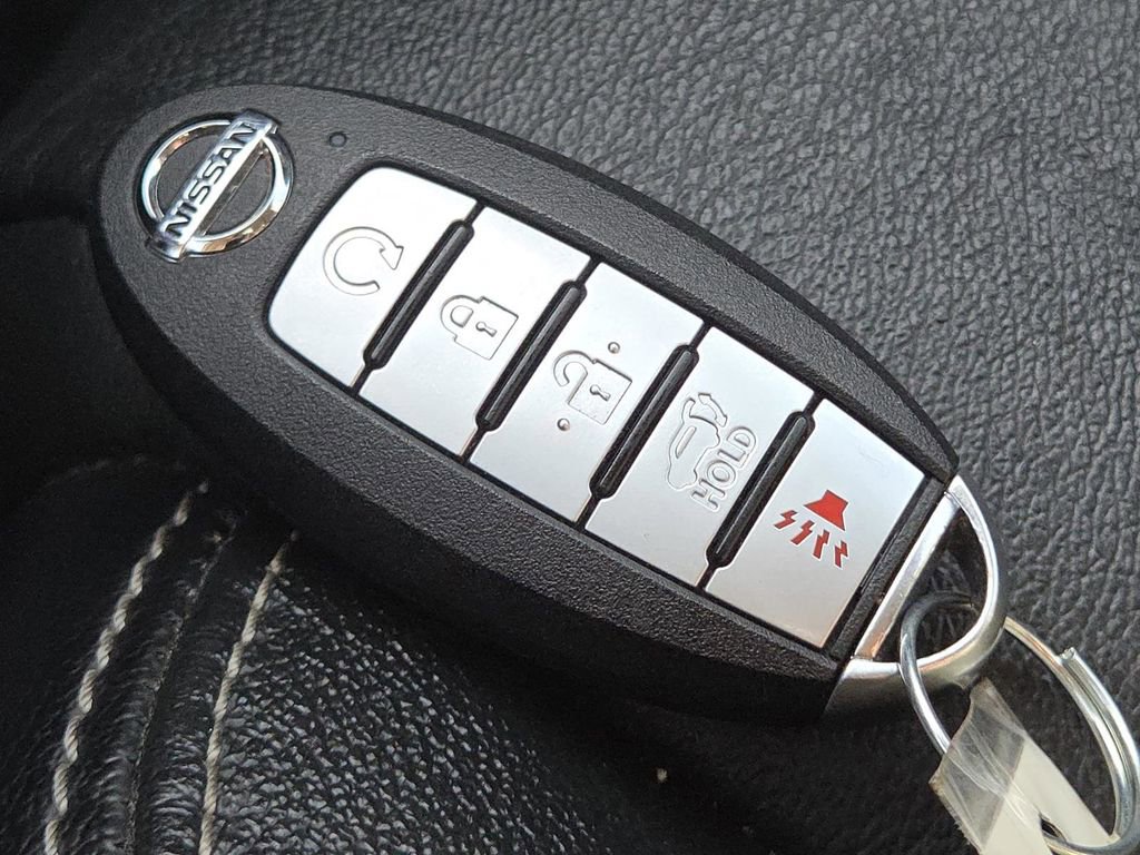 Used 2021 Nissan Rogue SL AWD/4WD image 37
