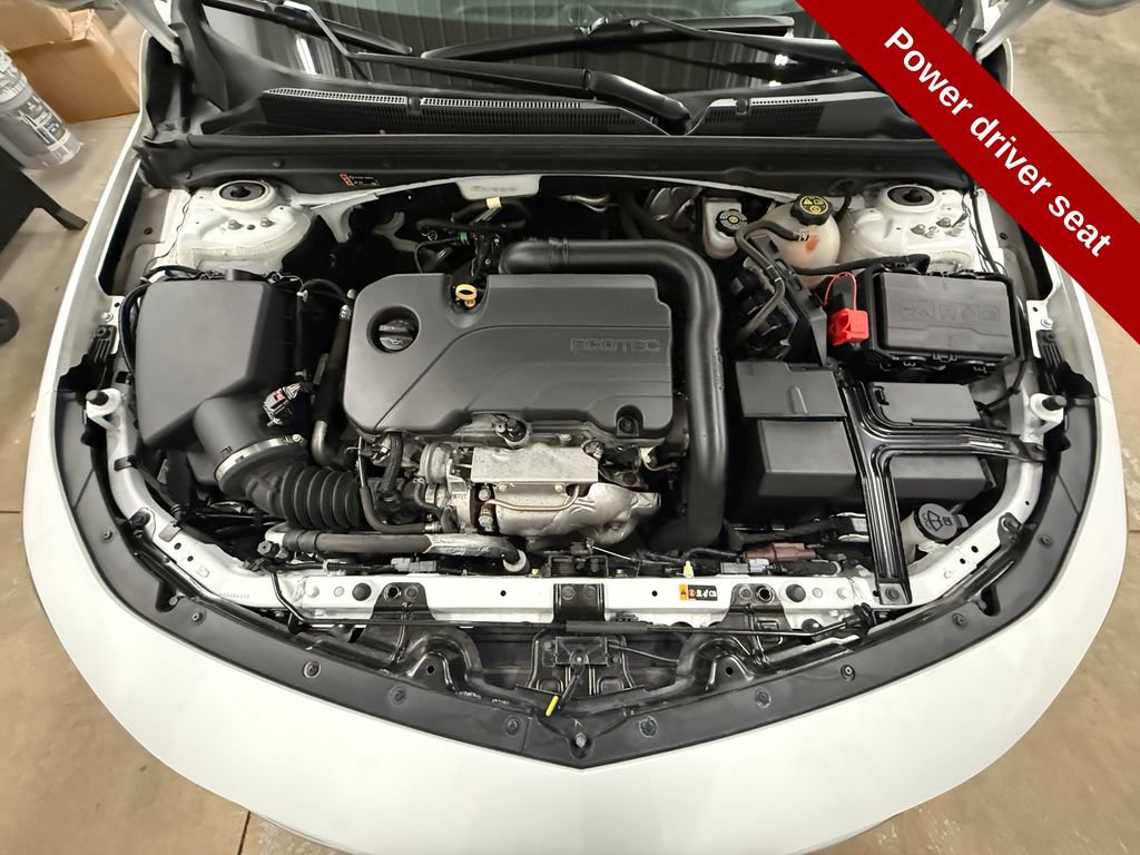 Used 2021 Chevrolet Malibu LT image 40