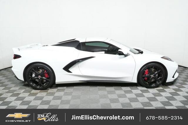 Used 2022 Chevrolet Corvette Stingray Preferred Conv w/ Z51 Performance Package RWD image 2