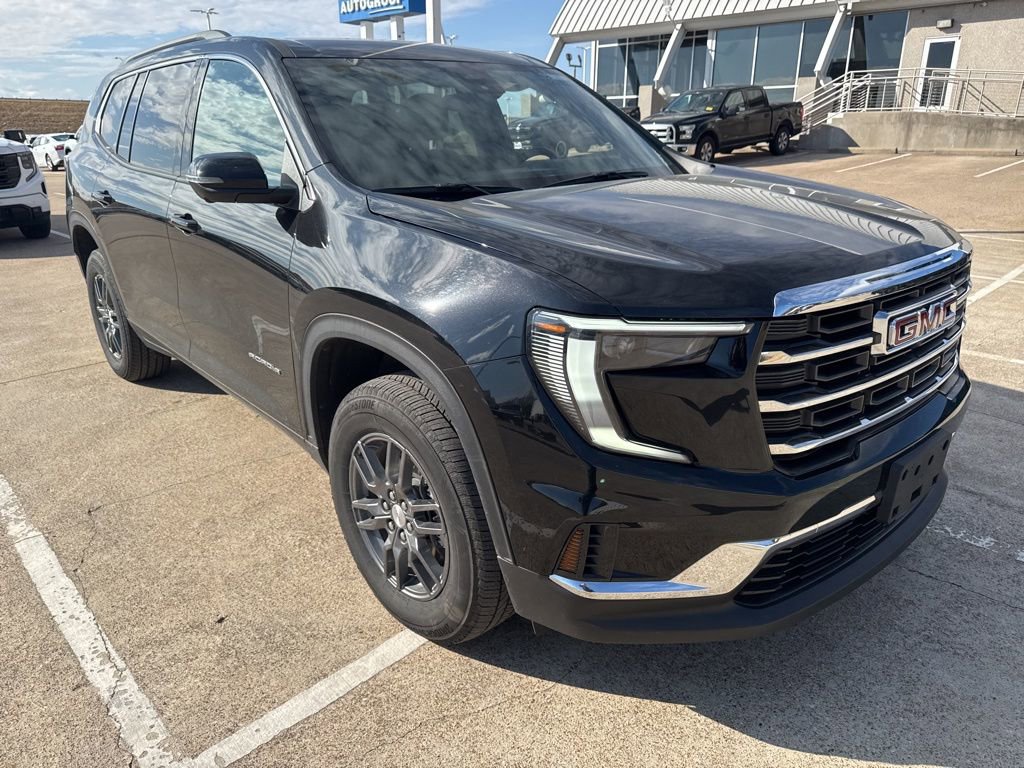 Used 2025 GMC Acadia Elevation image 9