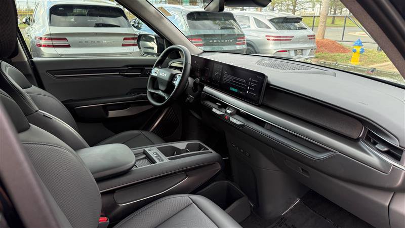 Used 2024 Kia EV9 Light Long Range image 33