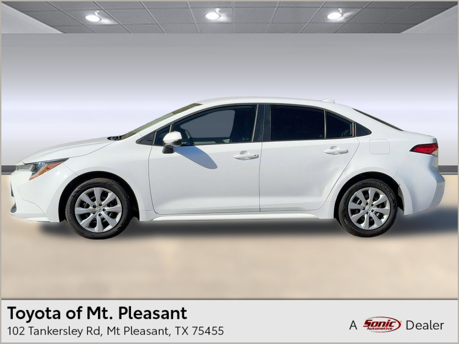 Used 2022 Toyota Corolla LE