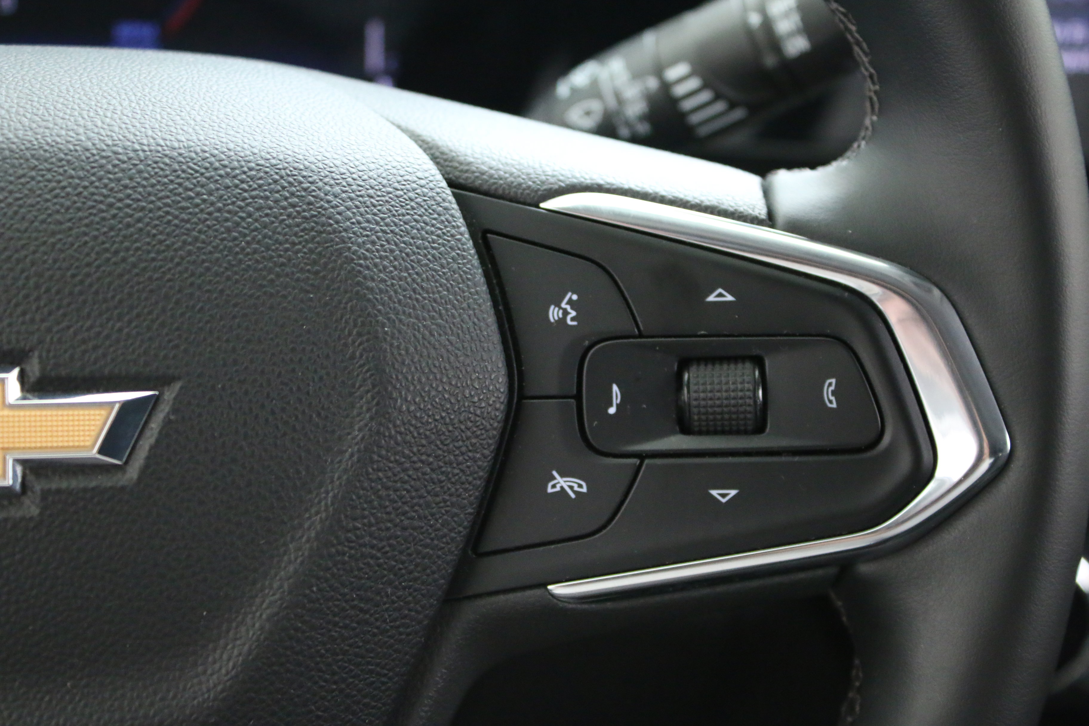 Used 2024 Chevrolet Trax LT w/ Driver Confidence Package FWD image 15