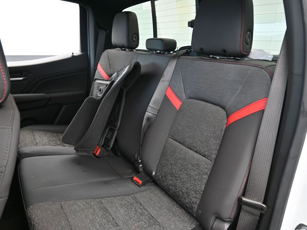 Used 2023 Chevrolet Colorado Z71 image 35